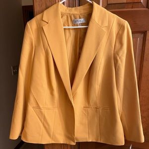 Kasper Gold Blazer Size 18W